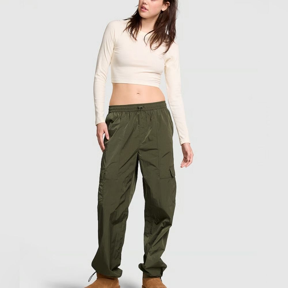 PINK Victoria’s Secret Parachute Cargo Olive Green Casual Medium Pants NEW